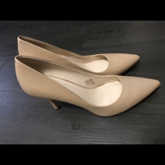 SOLD!!!! Nine West Nudes ✨✨✨♥️♥️ - Picture 3 of 6